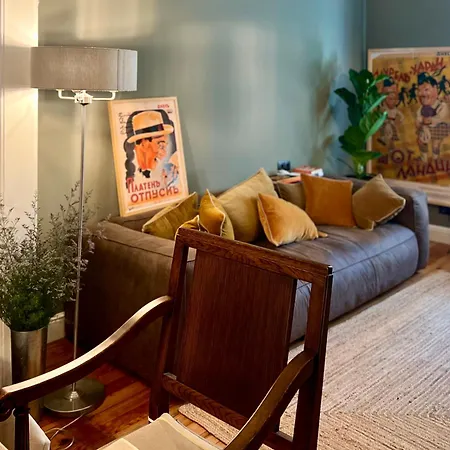 Laurel & Hardy - Old Center Apartment *
